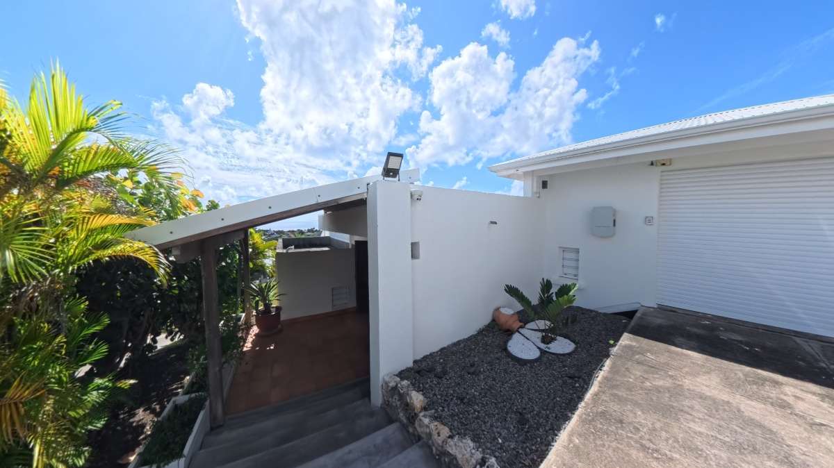 gallery.photos.generic_alt_prefix 1 – Terrasse, piscine & extérieurs