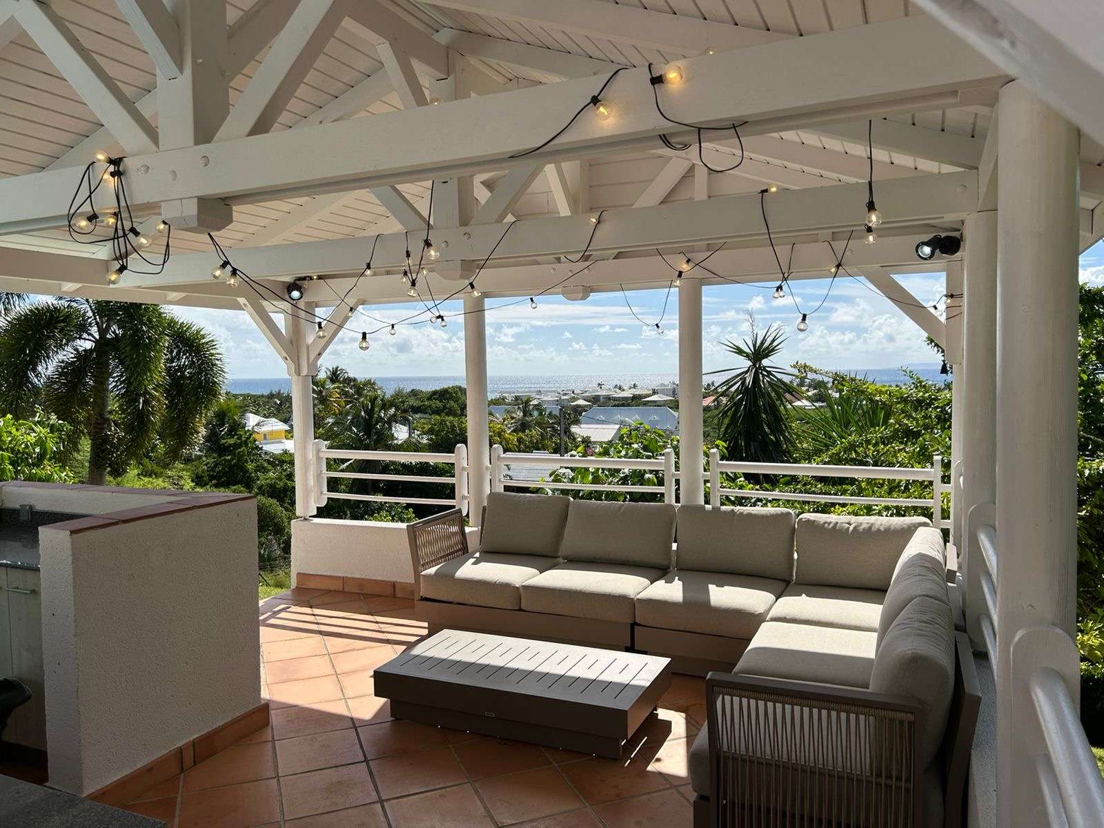 gallery.photos.generic_alt_prefix 13 – Terrasse, piscine & extérieurs