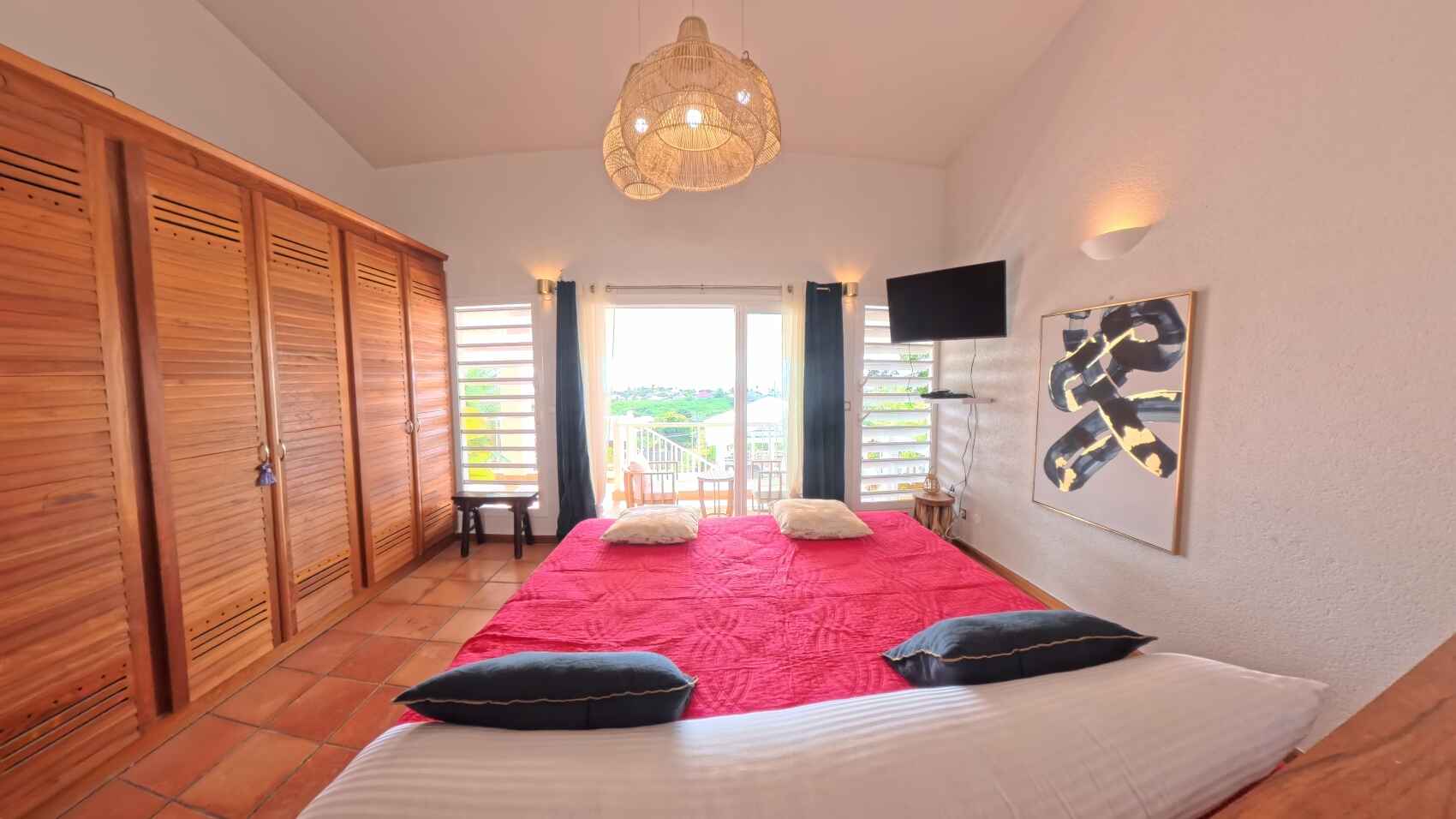 Vue mer et piscine de la Villa Maravistah